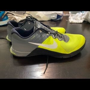 Nike metcons Womens 9